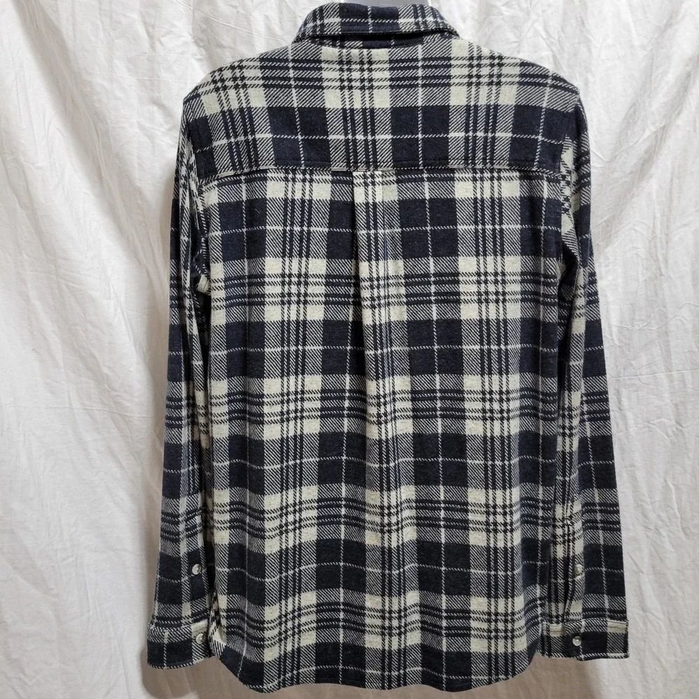 Faherty Legend Sweater Shirt Black White Plaid Long Sleeve Womens Size M - Picture 2 of 6